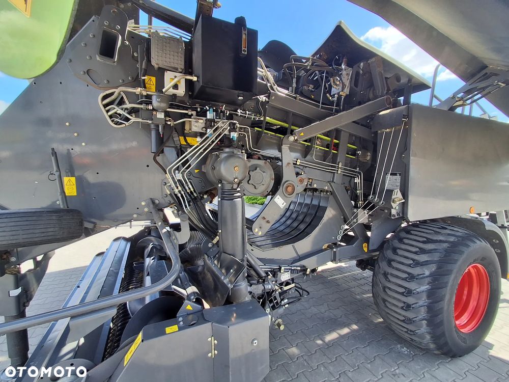 Claas Quadrant 3200 RC + Quadro Pack V - 14