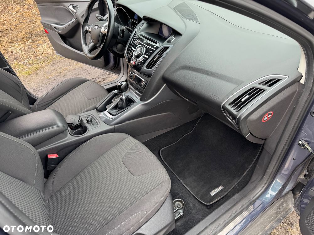 Ford Focus 1.0 EcoBoost Titanium - 9