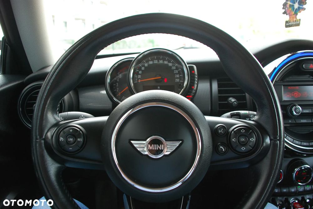 MINI ONE D Metropolitan - 20