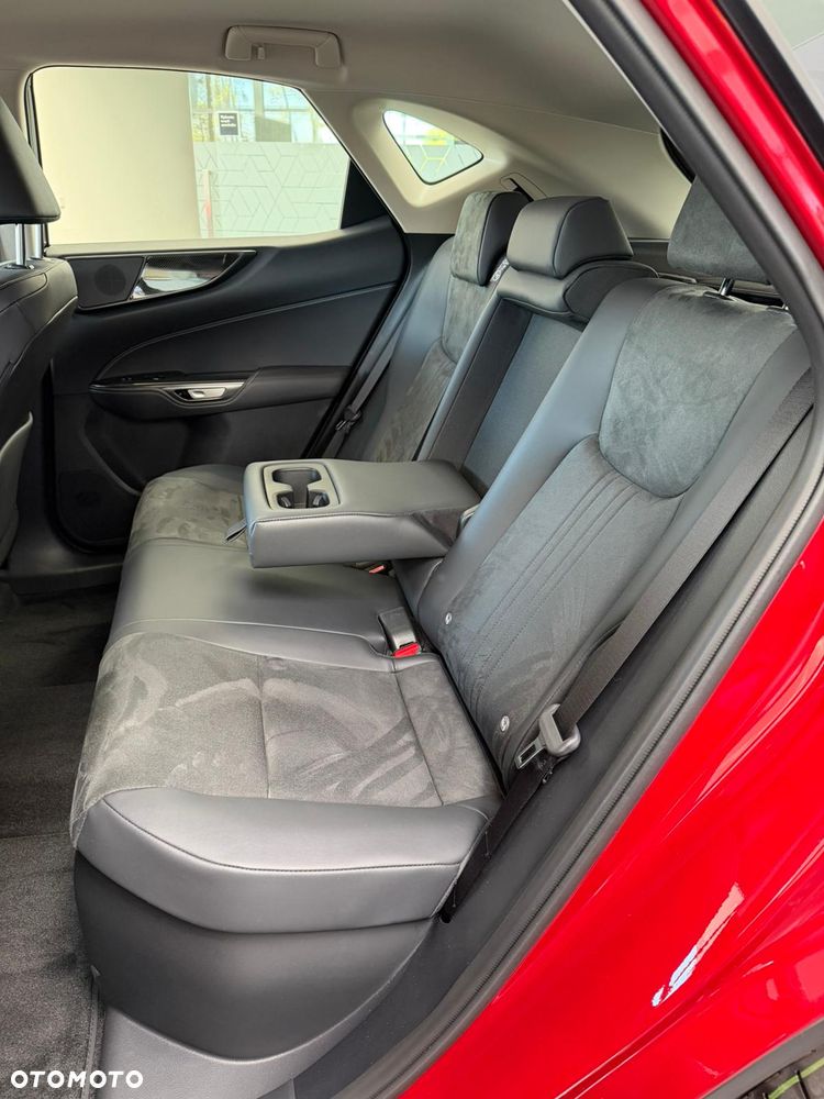 Lexus NX 350h Elegance 2WD - 12