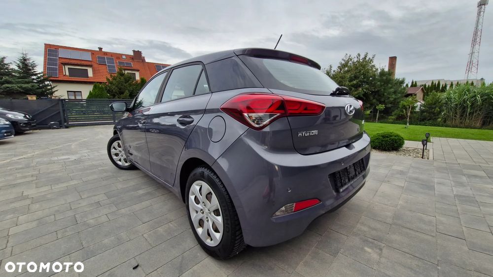 Hyundai i20 1.2 Trend - 4