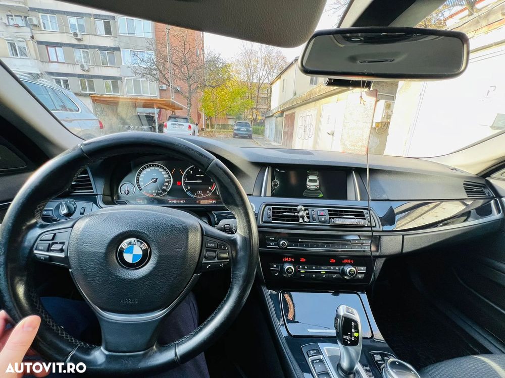 BMW Seria 5 525d xDrive AT - 5