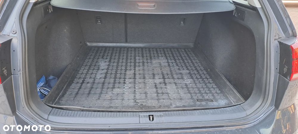 Volkswagen Golf 1.0 TSI BMT Trendline - 9