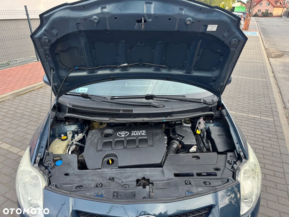 Toyota Auris 1.6 Prestige - 22