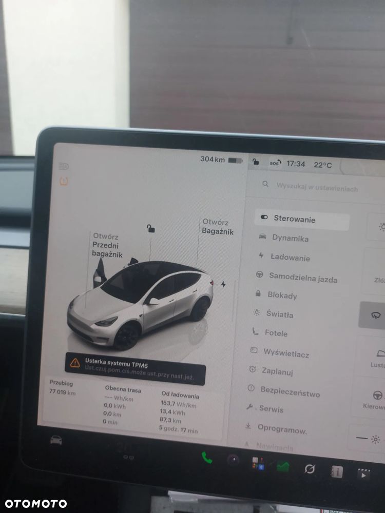 Tesla Model Y - 13