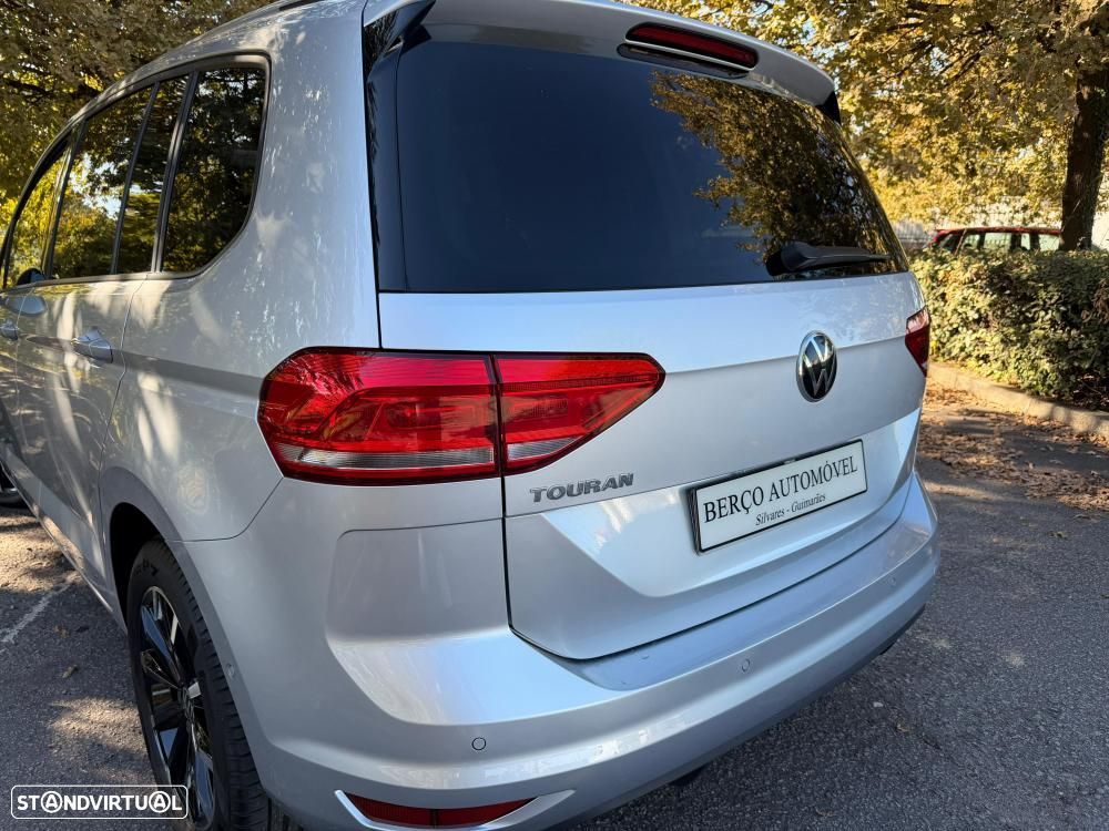 VW Touran 2.0 TDI Highline DSG - 31