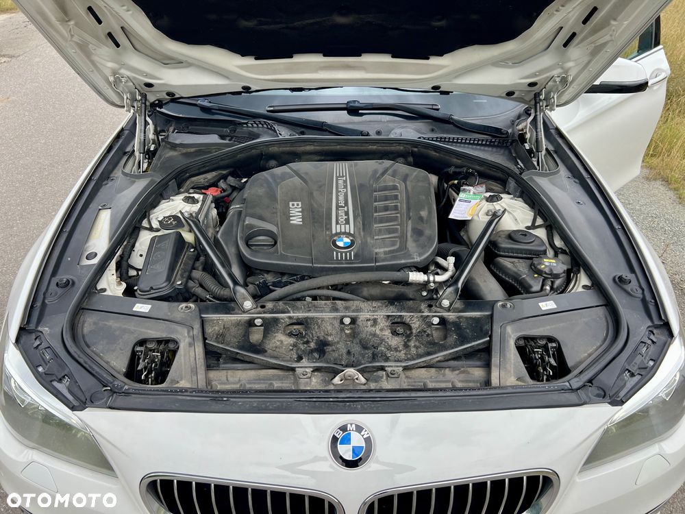 BMW Seria 5 530d xDrive Luxury Line - 30