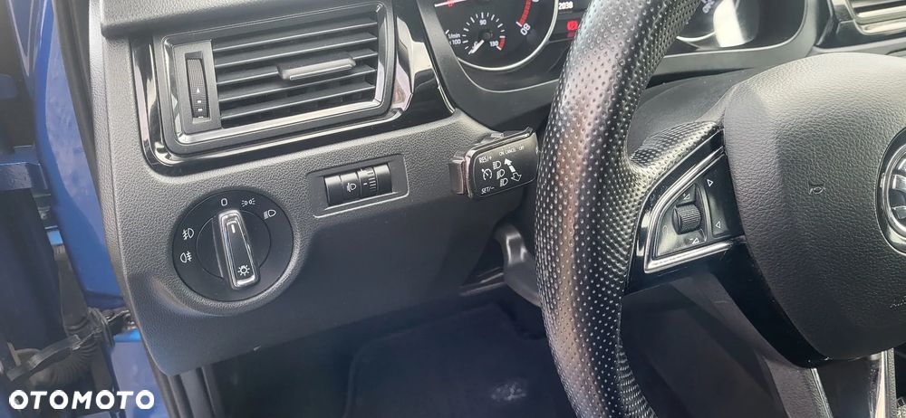 Skoda RAPID 1.4 TSI DSG Style - 15