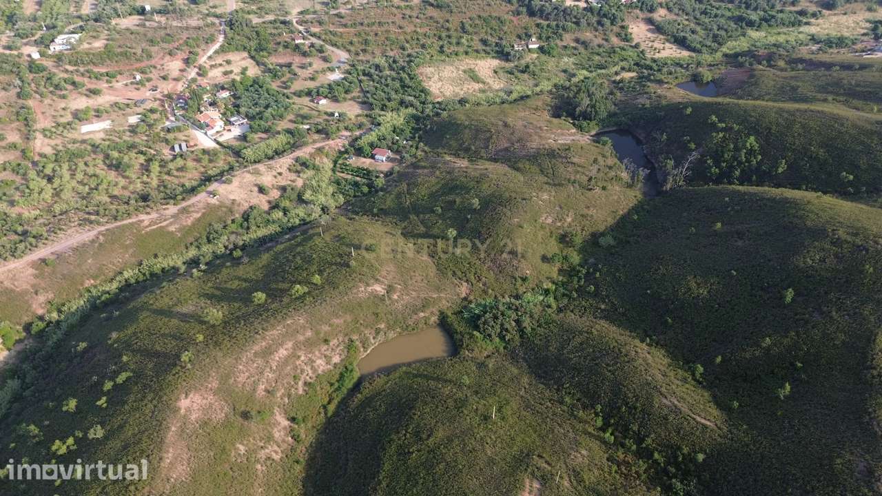 Terreno rústico com 43.600 m² – Sítio do Seixal, São Bartolomeu de Mes - Grande imagem: 4/5