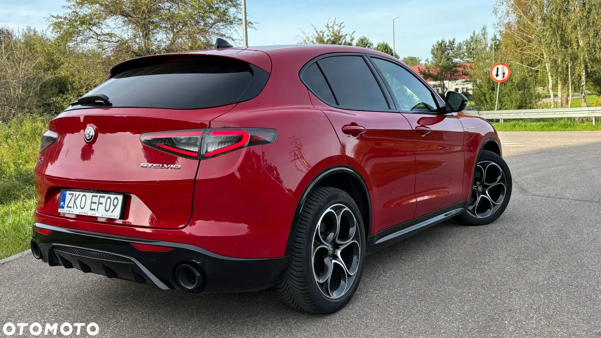 Alfa Romeo Stelvio - 11
