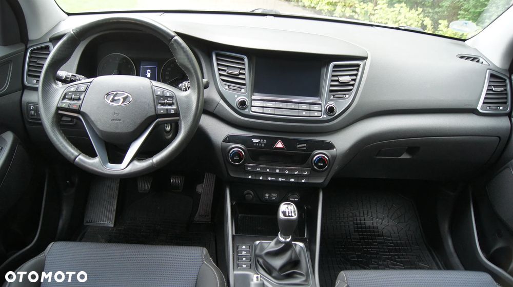 Hyundai Tucson blue 1.6 GDi 2WD Navi - 12