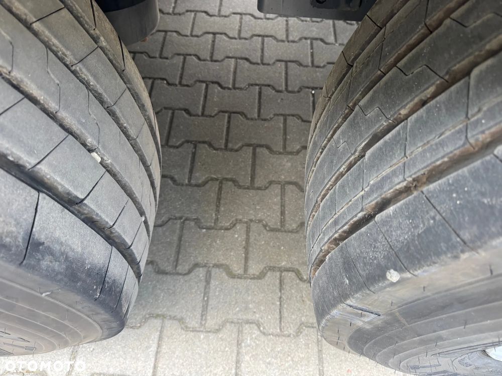 Krone Hakowa, Carrier Vector HE19, Nowe opony!! - 25