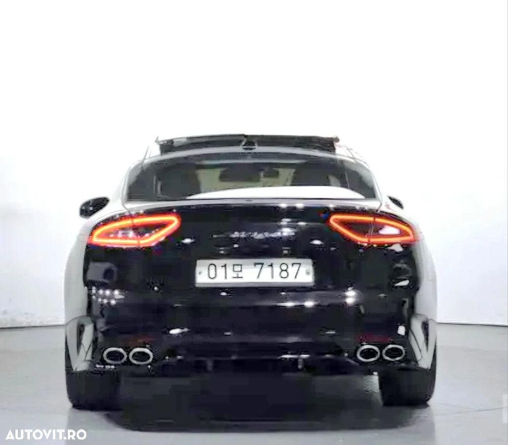 Kia Stinger 2.0 T-GDI GT Line - 2