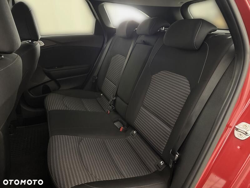 Kia Ceed 1.5 T-GDI M - 19
