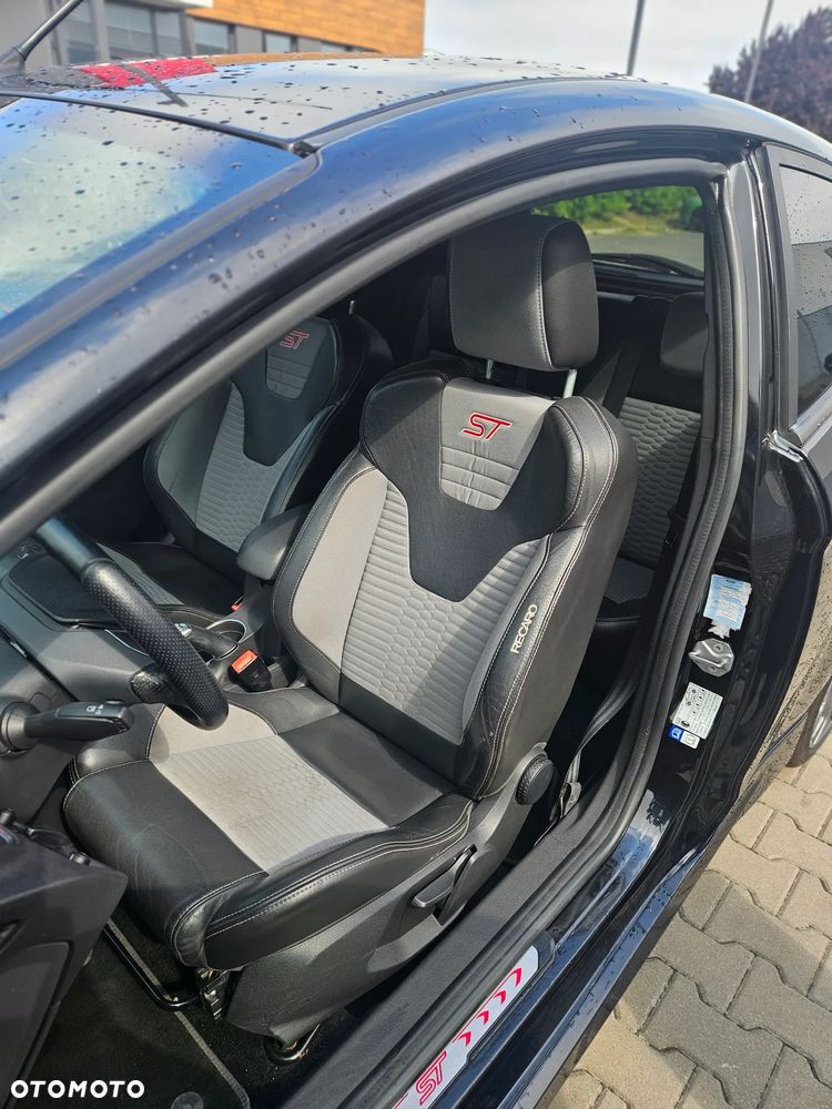 Ford Fiesta ST - 9