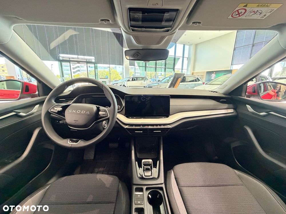 Skoda Octavia 1.5 TSI mHEV Drive Selection DSG - 11