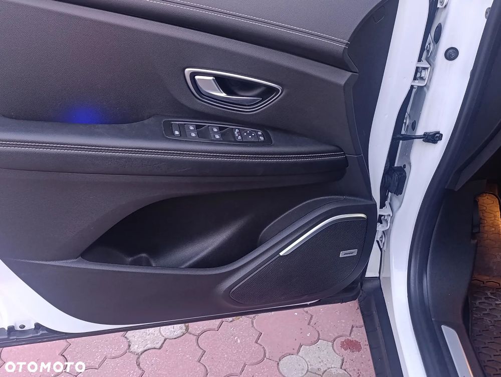 Renault Scenic BLUE dCi 150 BOSE EDITION - 17