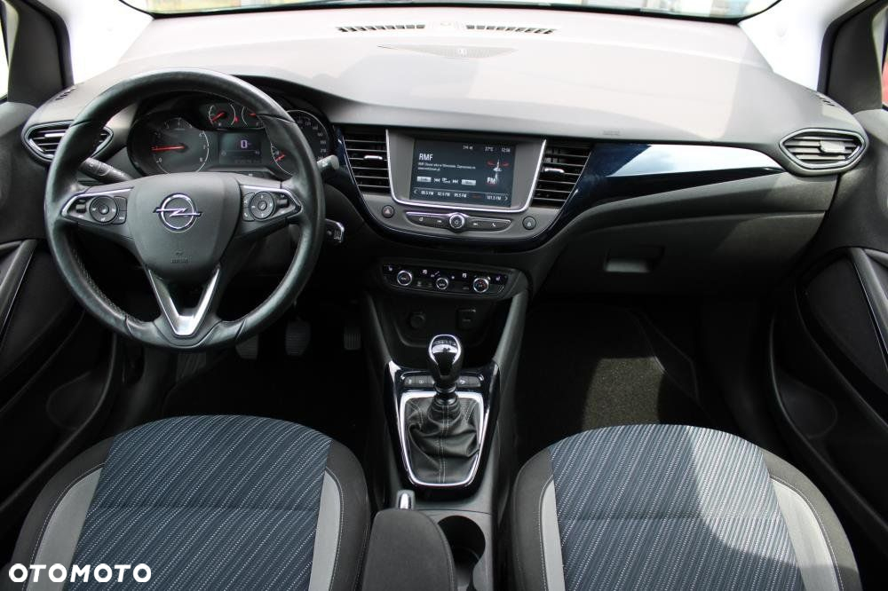 Opel Crossland X - 17