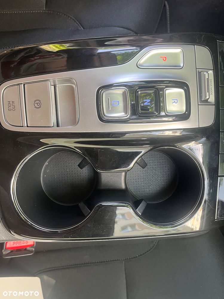 Hyundai Tucson 1.6 T-GDi HEV Executive 2WD - 16
