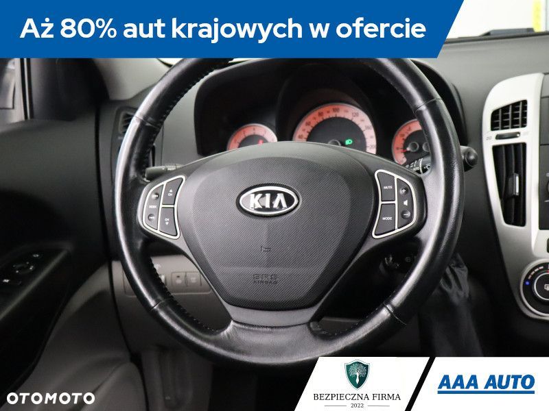 Kia Ceed - 22