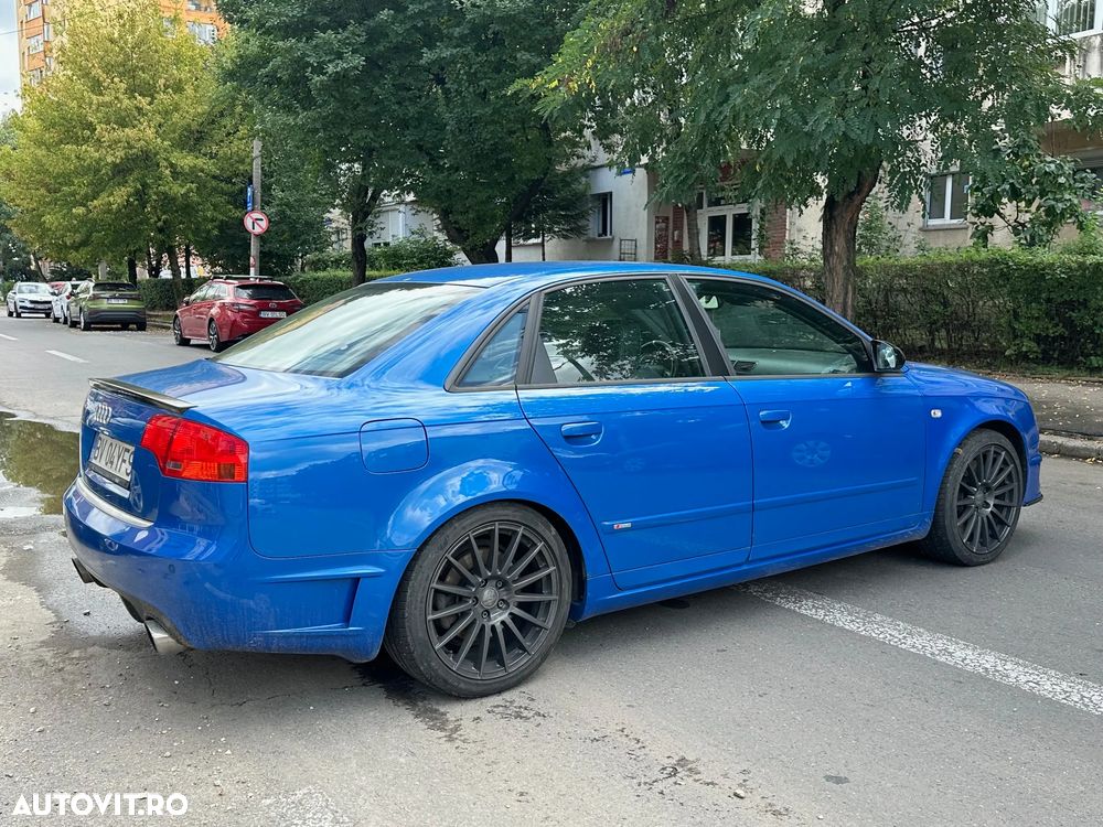 Audi A4 2.0 T FSI quattro - 11