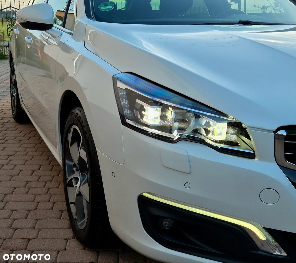 Peugeot 508 BlueHDi 180 EAT6 Stop&Start Allure - 26