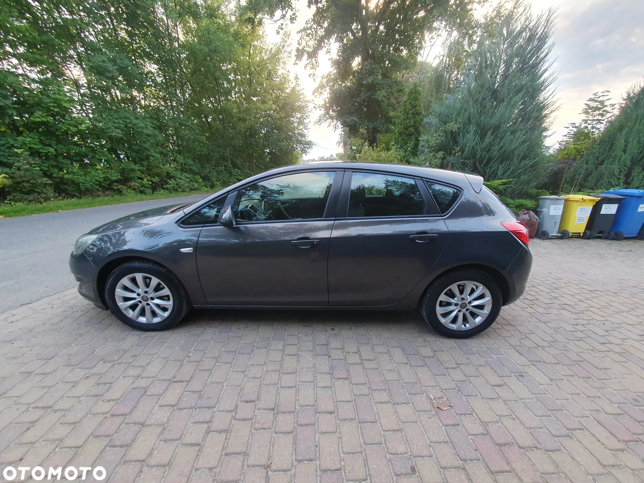 Opel Astra 1.7 CDTI DPF Cosmo - 4