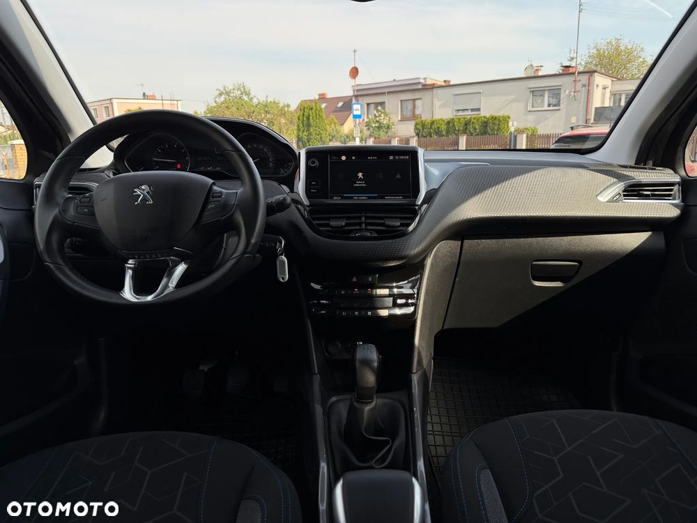Peugeot 2008 PureTech 82 Style - 27
