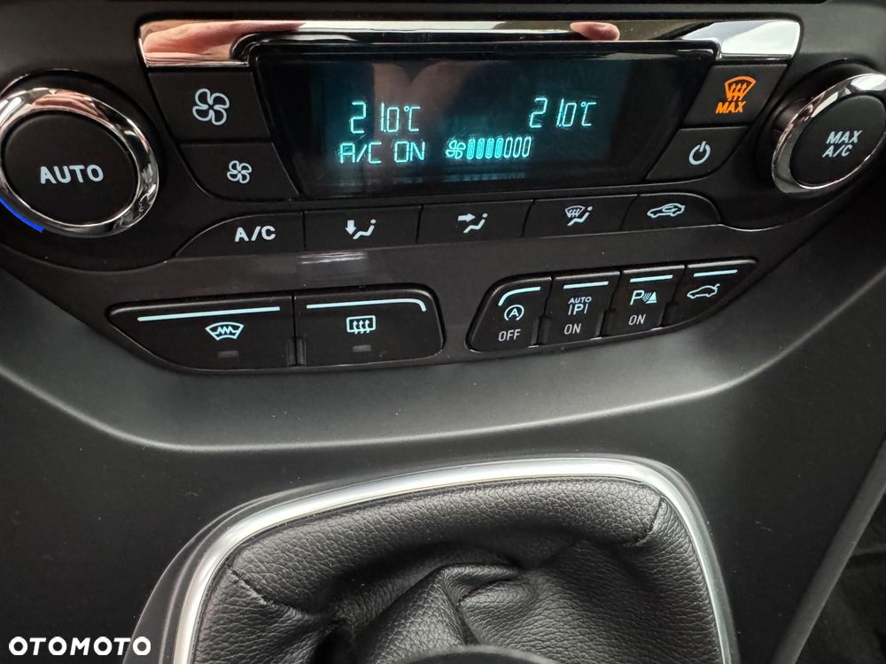 Ford Kuga 1.6 EcoBoost FWD Titanium Plus ASS - 19