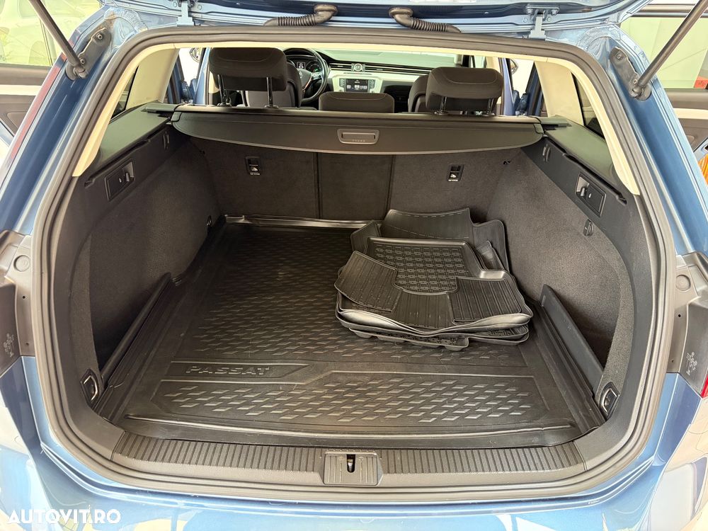 Volkswagen Passat 2.0 TDI DSG Comfortline - 17