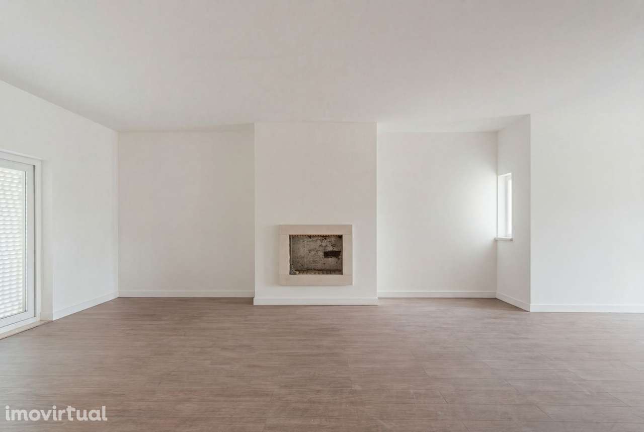 Moradia T3 com Sotão, Centro de Alcochete - Grande imagem: 3/25