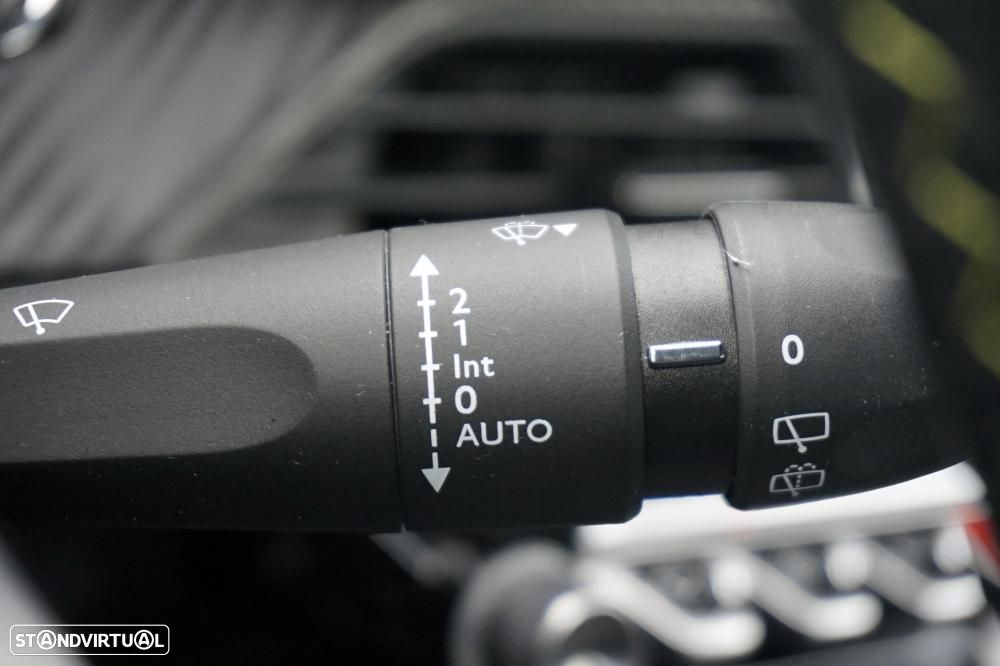 Peugeot 2008 1.2 PureTech GT Line - 13