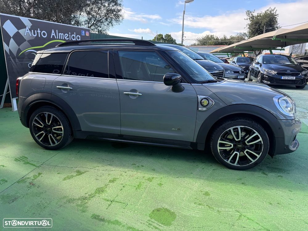 MINI Countryman Cooper SE ALL4 Auto - 13