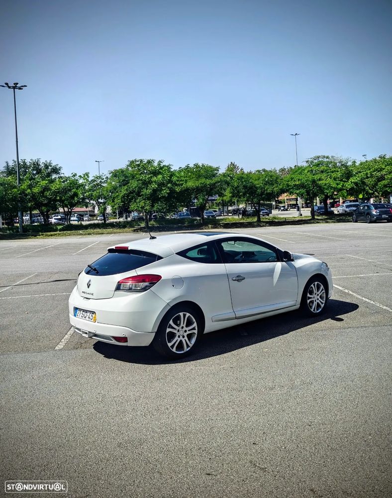 Renault Mégane Coupe Energy dCi 110 FAP Start & Stop GT Line - 2