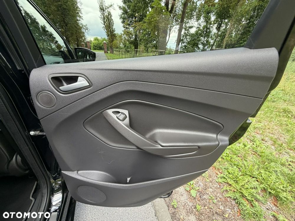 Ford Kuga - 29