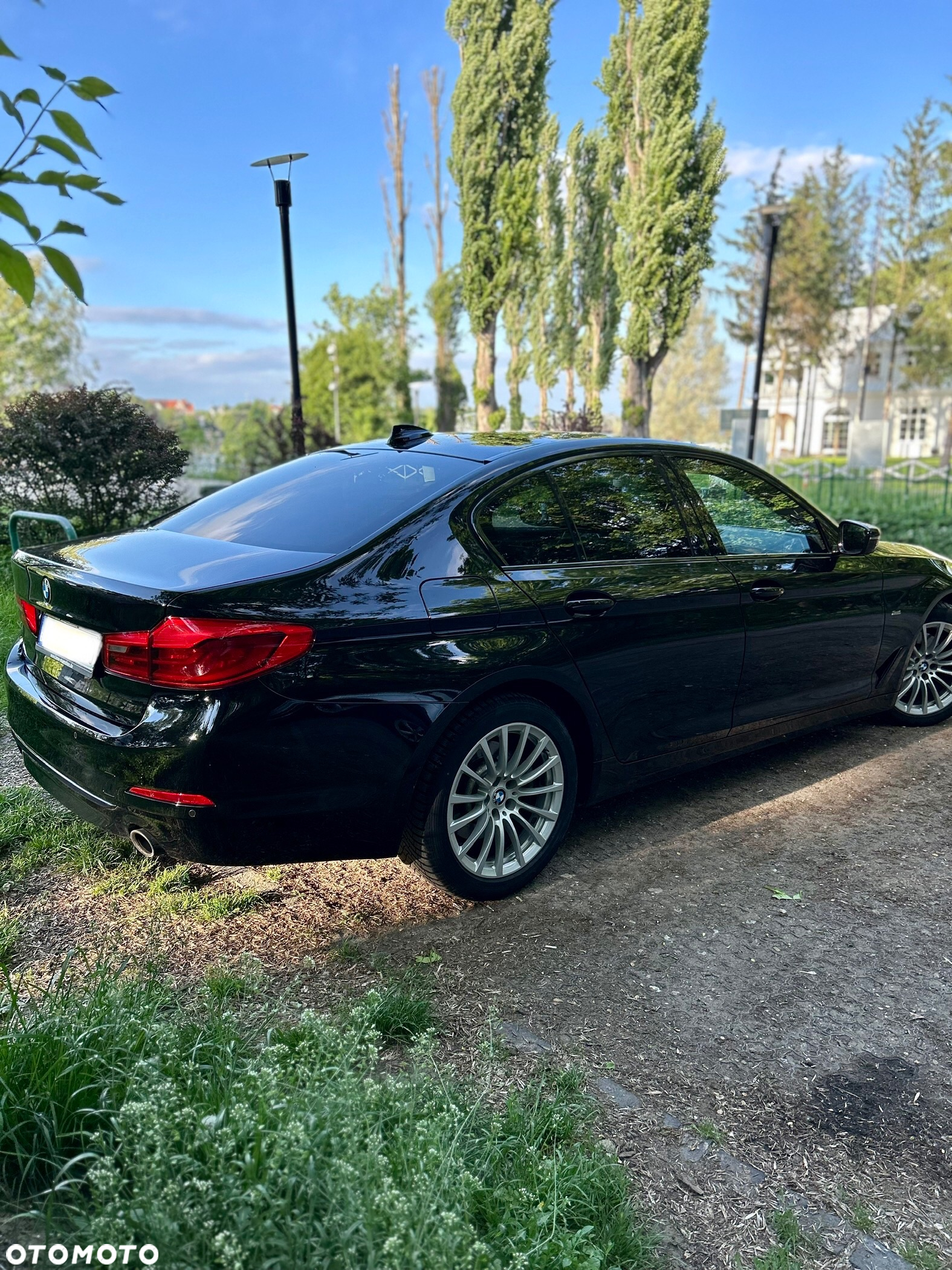 BMW Seria 5 520d Sport Line - 2