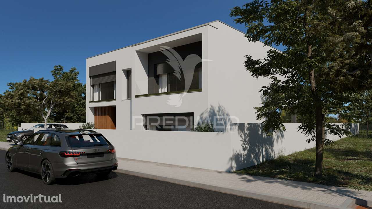 Moradia de Luxo l com Piscina — Elegância e Modernidade em Cada Det... - Grande imagem: 5/34