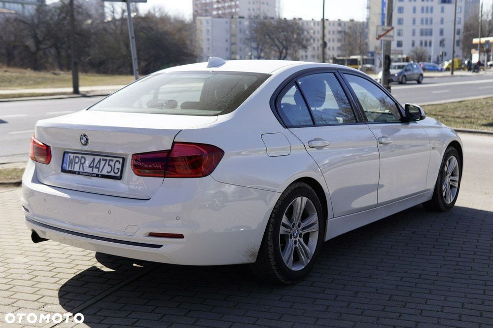 BMW Seria 3 318i Sport Line - 6
