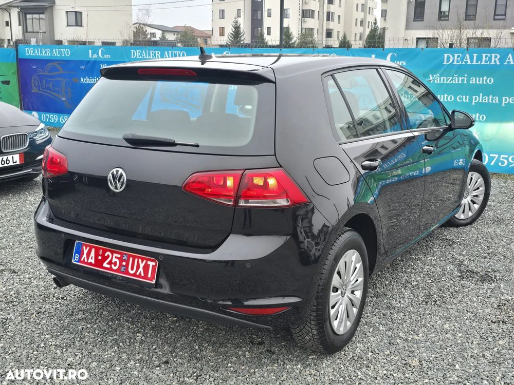 Volkswagen Golf - 4
