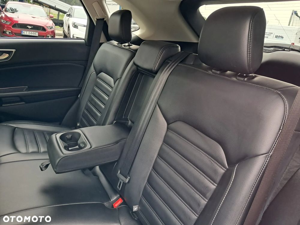 Ford Edge - 26