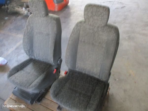 Banco / Bancos Renault Modus / Grand Modus (F/Jp0_) - 2