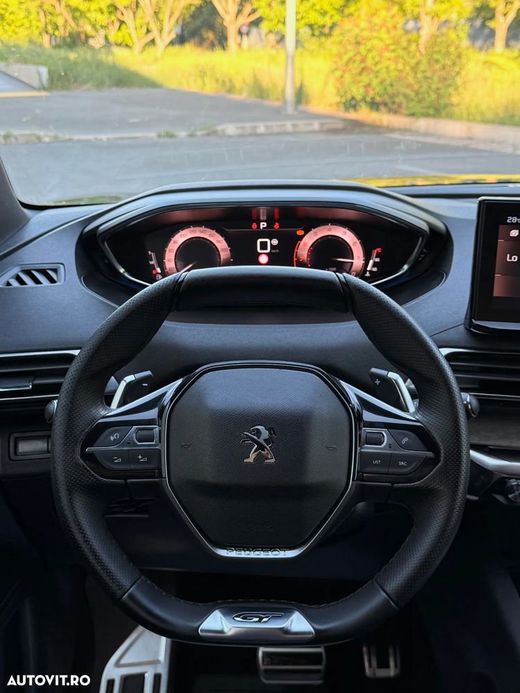Peugeot 3008 1.6 PureTech S&S EAT8 GT - 10