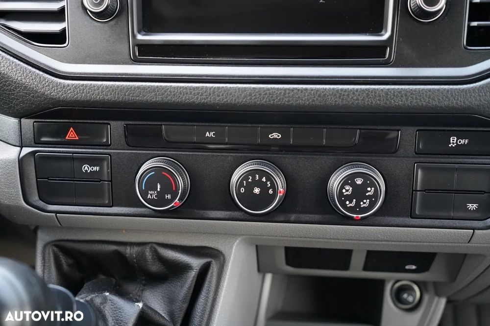 Volkswagen CRAFTER / CONTAINER / DHOLLANDIA LIFT / 2019 / TWIN / 3 LOCURI / - 29