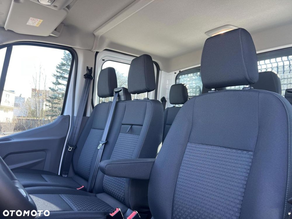 Ford Transit - 11