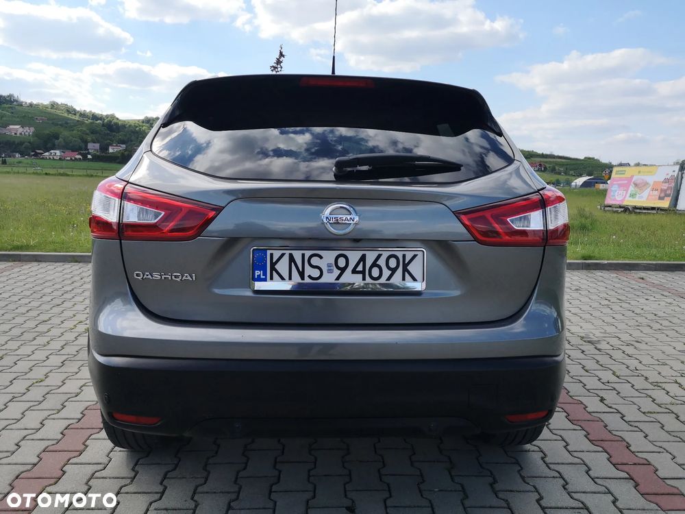 Nissan Qashqai 1.6 DCi 4x4 Tekna - 2