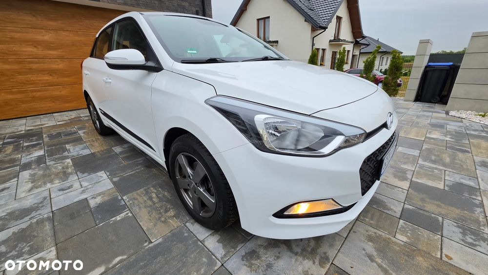 Hyundai i20 1.2 Intro Edition - 22