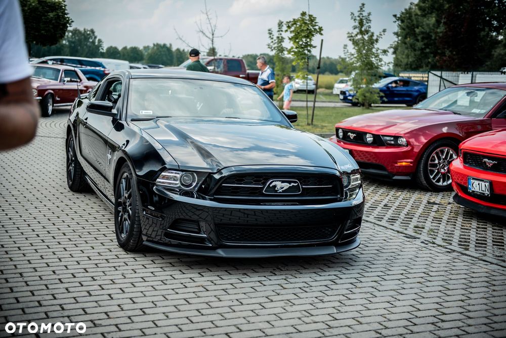 Ford Mustang 3.7 V6 Premium - 14