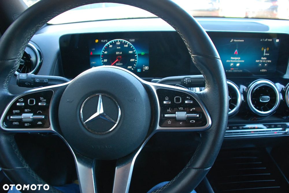Mercedes-Benz GLB 200 d Progressive 8G-DCT - 19