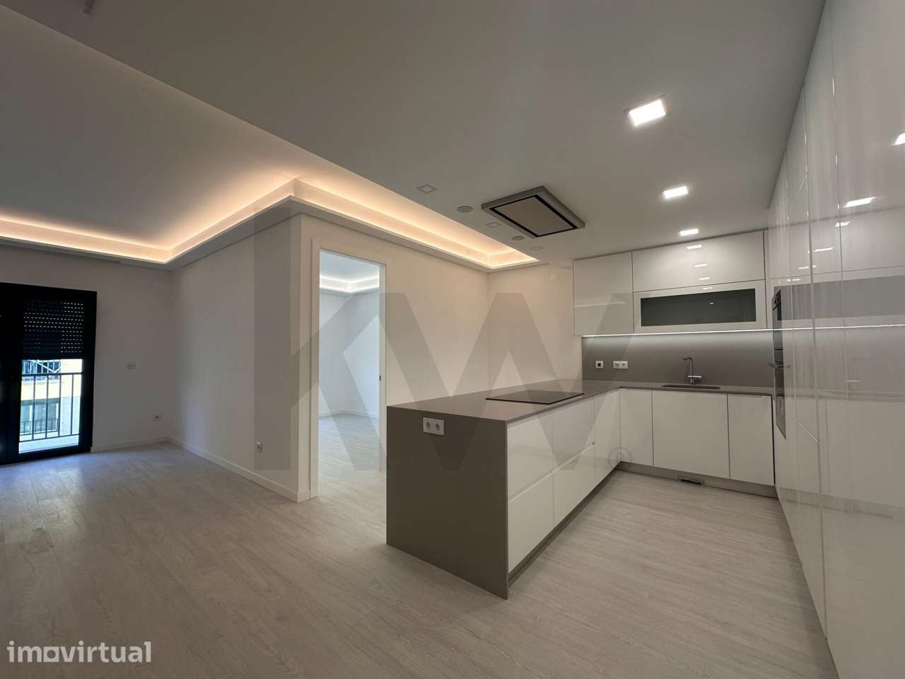 Apartamento T1 para Arrendamento | Ericeira - Grande imagem: 2/10