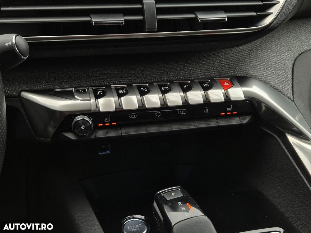 Peugeot 3008 1.6 THP EAT6 GT-Line - 36